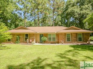 44 Old Martin Ln, Richmond Hill, GA 31324
