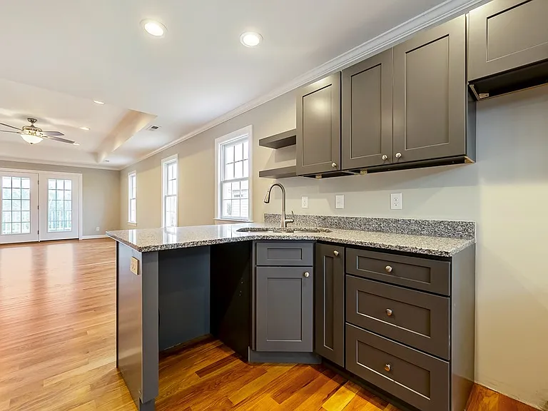 235 College Park Dr — Photo 9