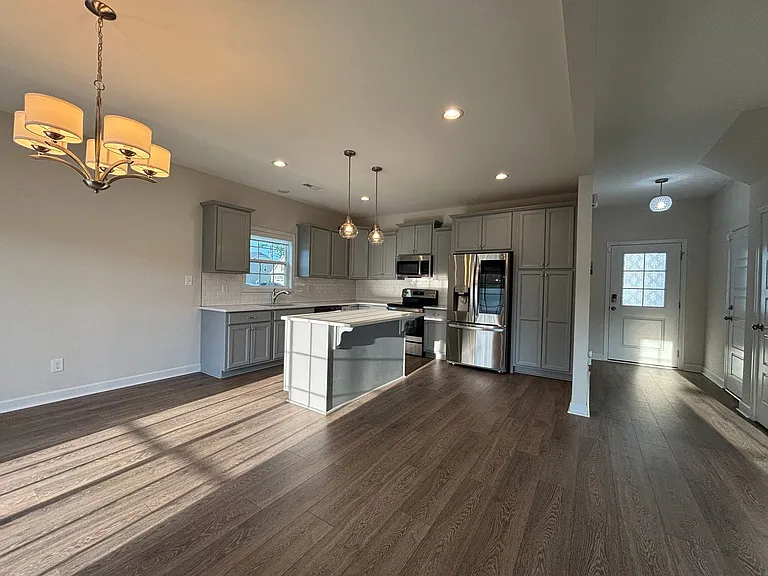 4716 Scenic Pines Dr — Photo 6