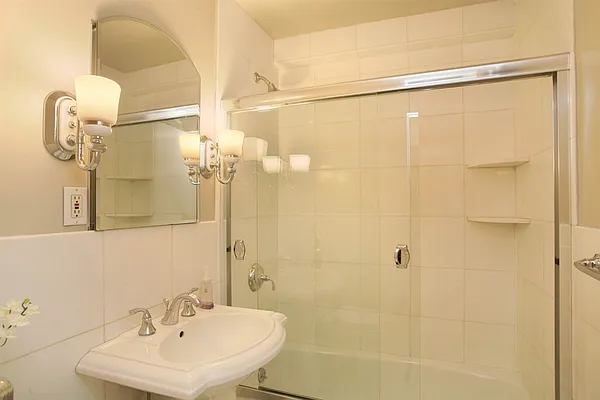 Sold by Corcoran | media 6