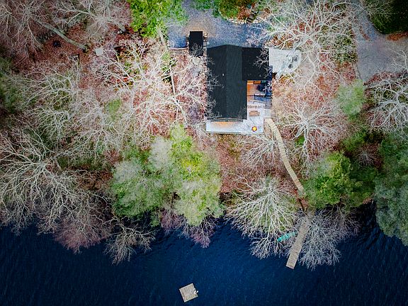 3rd image of 27 Knapp Rd