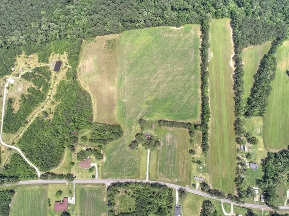 1393 Carter Rd, Ridgeville, SC 29472