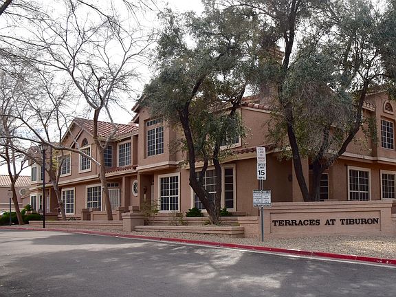 Tiburon Main Entrance