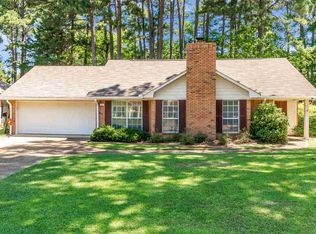 649 Twin Harbor Pl, Madison, MS 39110