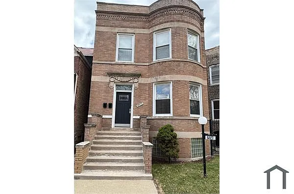 Building Photo - 6223 S Champlain Ave #2