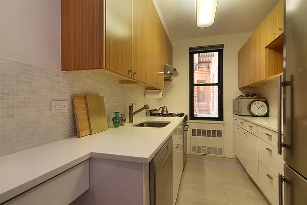 Sold by Corcoran | media 3