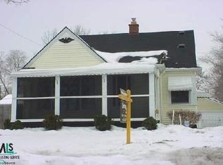 1696 W Troy St, Ferndale, MI