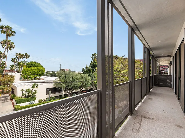 TALA Residences at 829 Larrabee Street — Photo 29