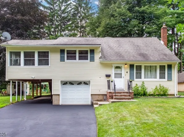 4 Roosevelt Dr, Ogdensburg Boro, NJ 07439