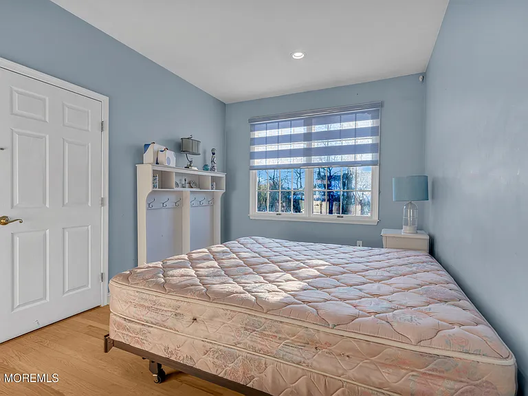 21 Old Queens Ct — Photo 22