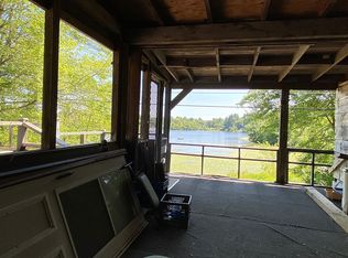 39 Turnabout Rd, West Sand Lake, NY 12196