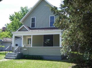 317 W Hoffman St, Paynesville, MN 56362