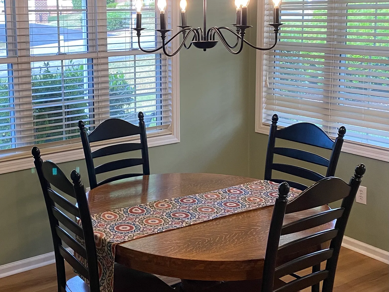 2 bed, 1775 sqft, $2,200 — Photo 3