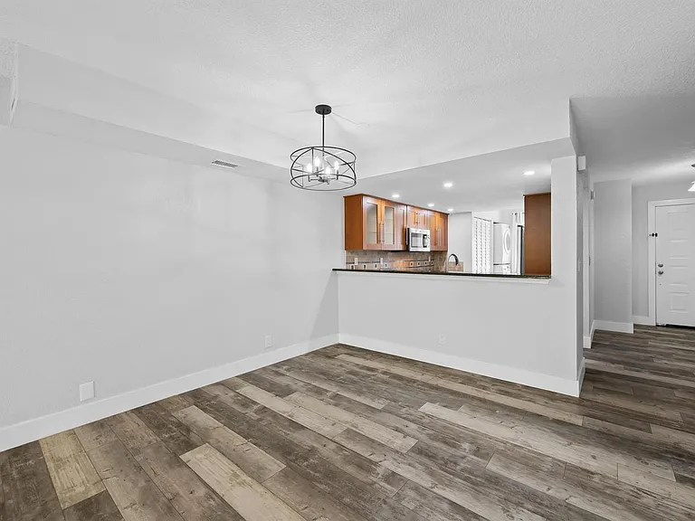 4221 SW 71st Way #4221 — Photo 11