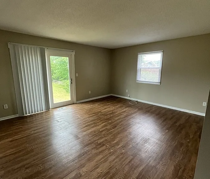 14745 Riley St — Photo 7