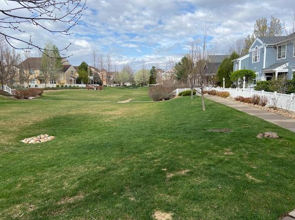 1907 Grays Peak Dr, Loveland, CO 80538