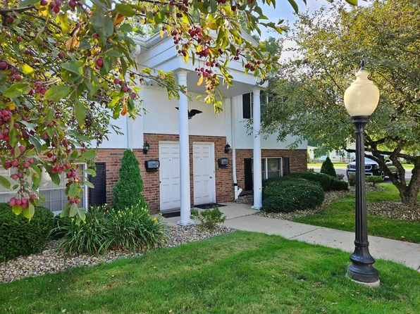 135 W Satin St #1, Jefferson, OH 44047