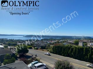 1902 Bridgeport Way W APT 305, Tacoma, WA 98466