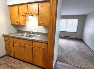 419 1/2 Roberts St #3, Fargo, ND 58102