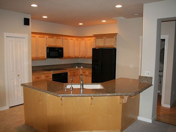 large gourme kitchen