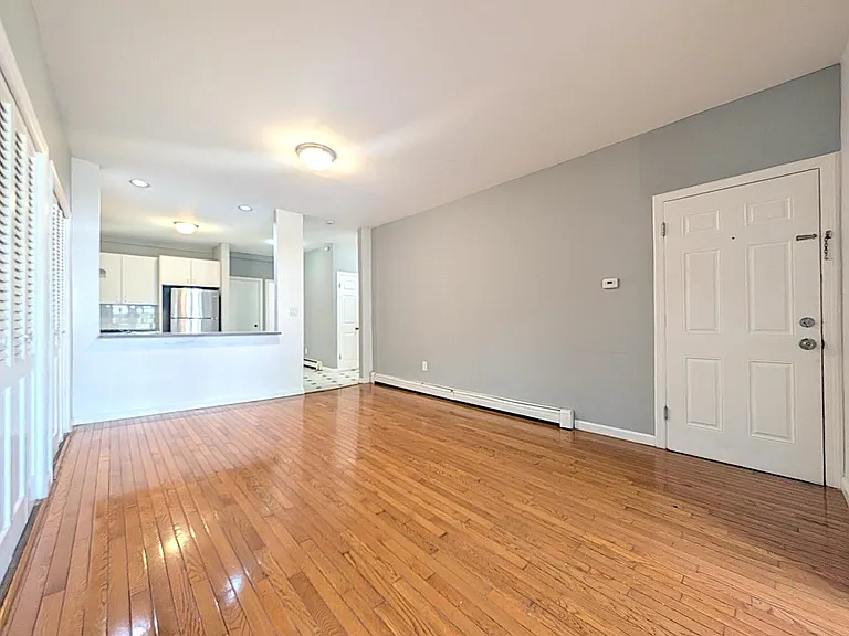69 Beacon Ave #2 — Photo 11