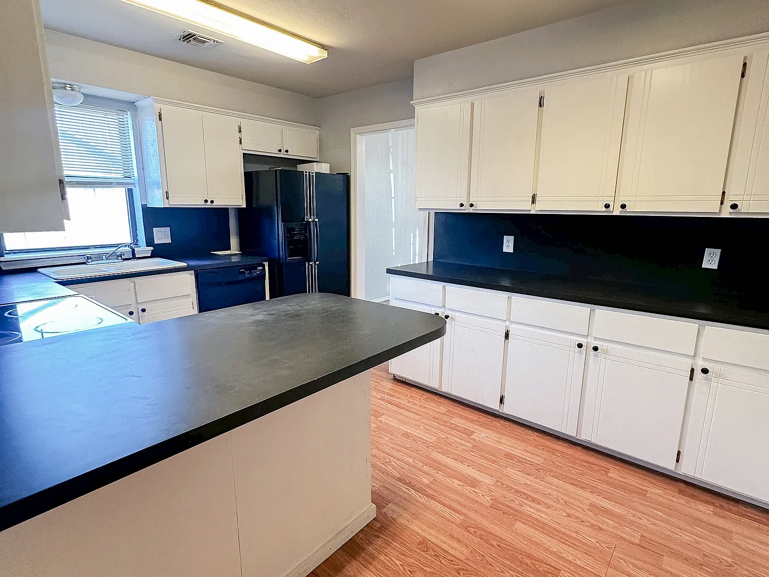 4 bed, 2.5 bath, 2000 sqft, $1,650 — Photo 4