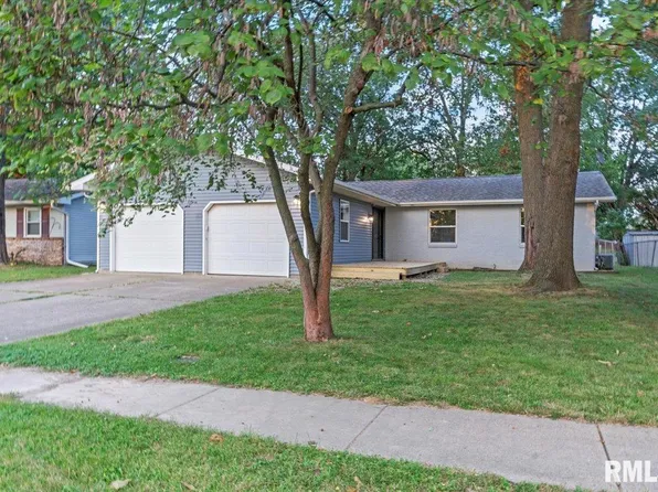 29 Jamestown Cir, Riverton, IL 62561