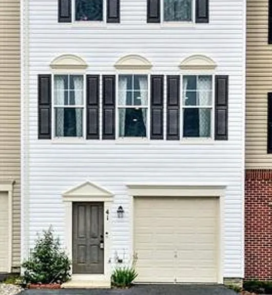 41 Rapidan Dr — Photo 1
