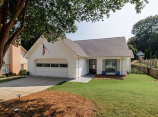 112 Lucy Ln, Athens, GA 30606