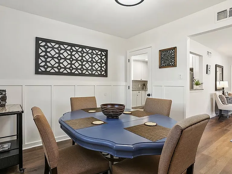 8 Chateaugay Rd — Photo 10