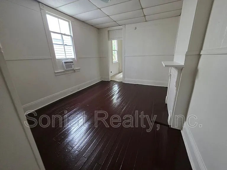 3030 Palmyra St — Photo 5