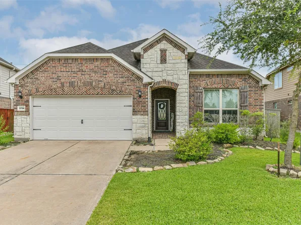 3724 Emerald Falls Ln, Pearland, TX 77581