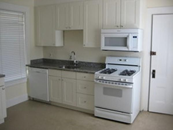 2nd image of 31 Pleasant St #2