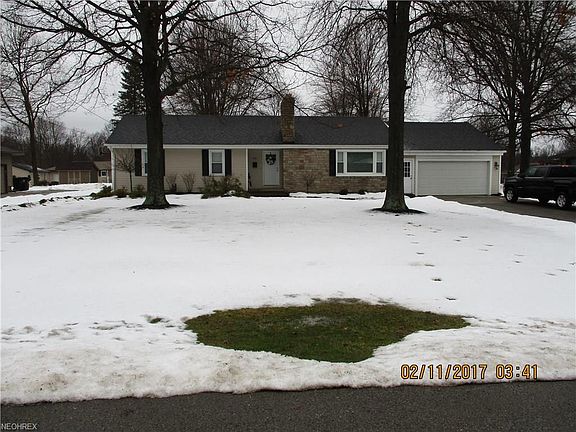 3rd image of 212 Moreland Dr