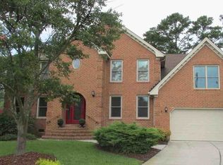 1204 Chateau Cir, Chesapeake, VA 23322