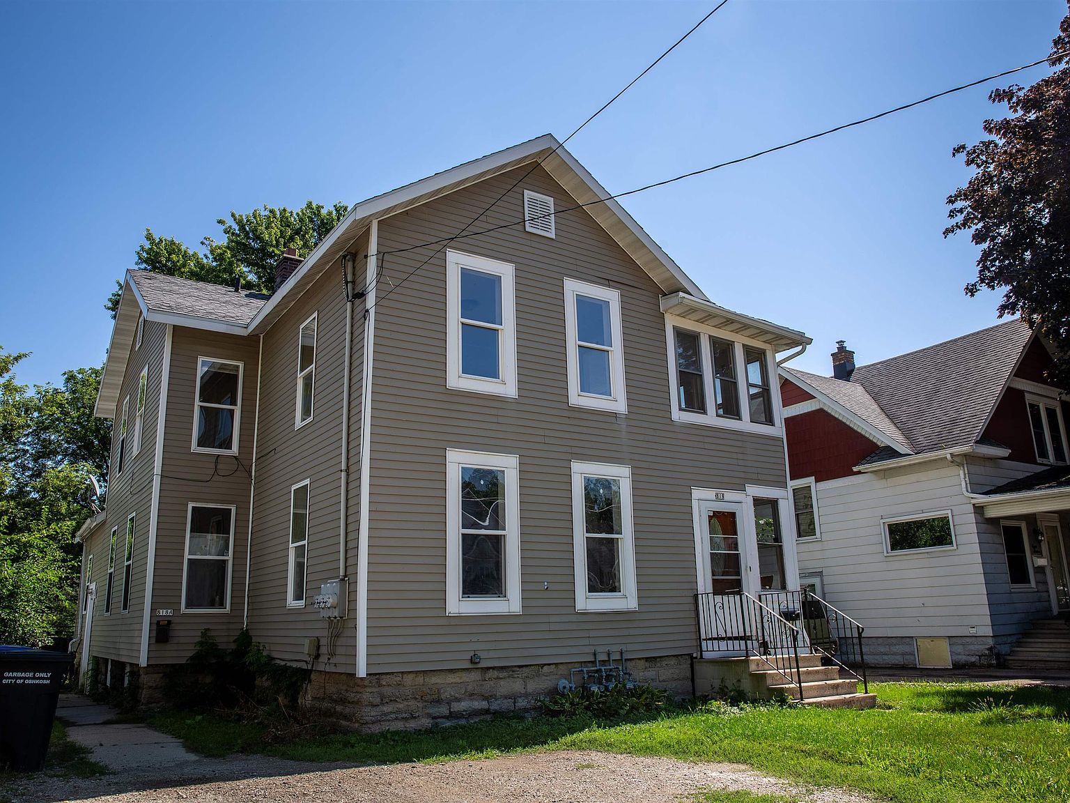 818 Bowen St, Oshkosh, WI 54901 Zillow