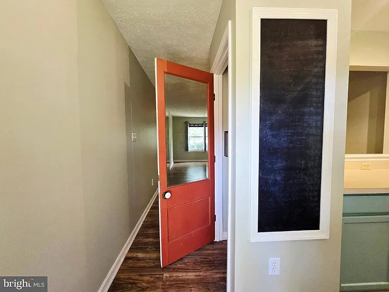 2662 Limestone Ct — Photo 8
