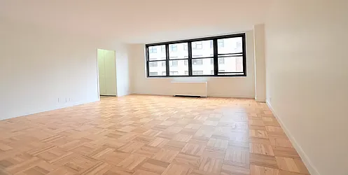 Rented by Manhattan Realty Group