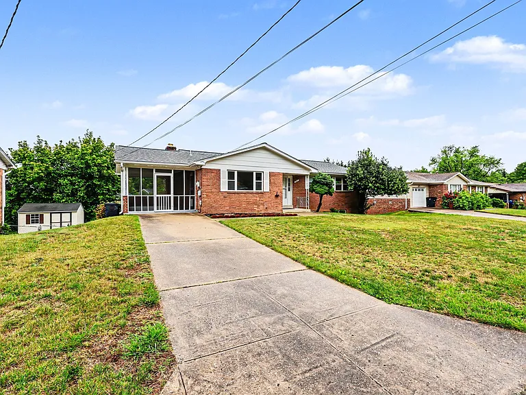 7014 Dower House Rd — Photo 20
