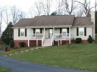 232 Chimney Top Ln, Jonesborough, TN 37659