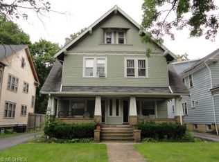 2939 E Derbyshire Rd, Cleveland Heights, OH