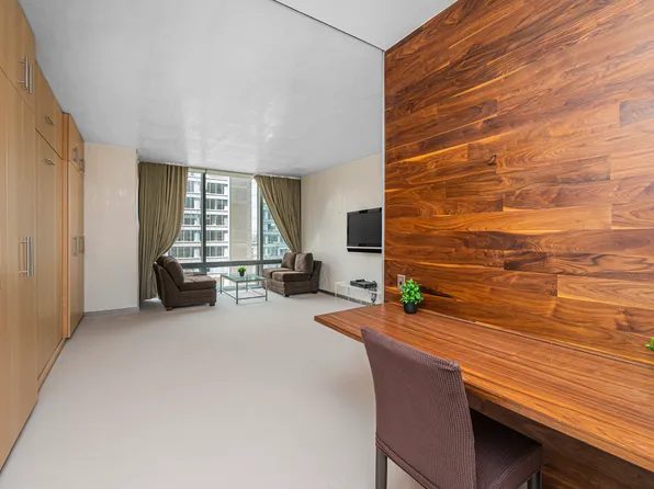 641 5th Avenue image 26 of 57