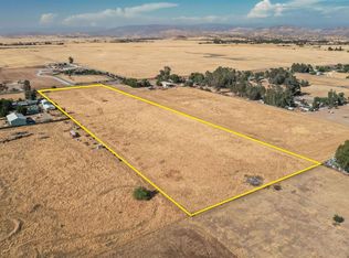 1 E Herndon Ave, Clovis, CA