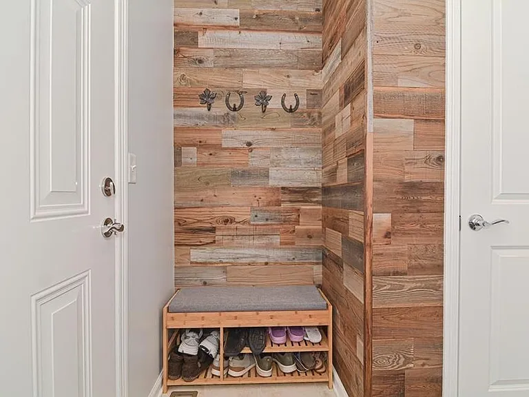 Mud/Laundry Room
