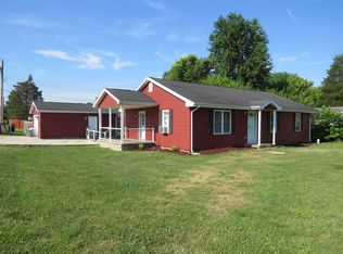 3923 S North St, Washington Court House, OH 43160