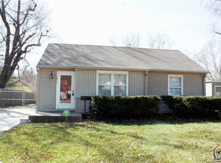 3813 SW 12th St, Topeka, KS 66604