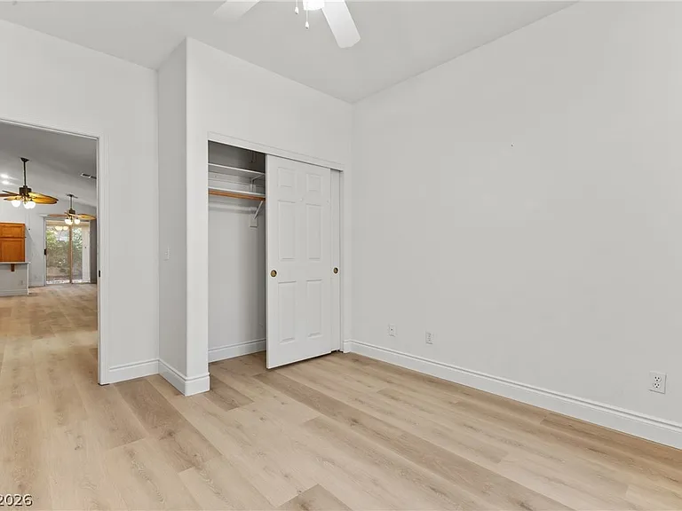 1701 Warrenville St — Photo 23