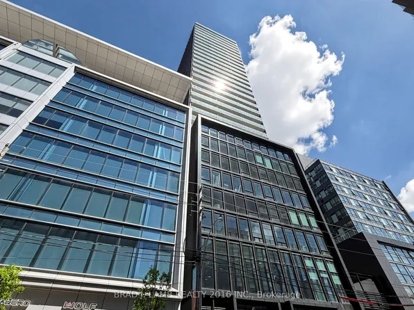 284 King St E #1602, Toronto, ON M5A 1K4