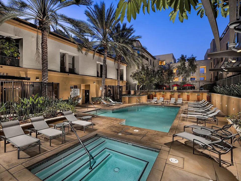 Trio Apartments