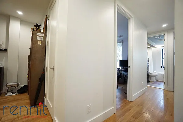 Rented by Rennit Inc. | media 49